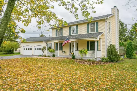 23 Groveland Rd, Geneseo, NY 14454
