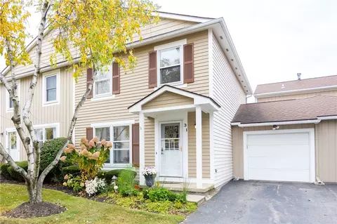 31 Cassandra Ct #PVT, Webster, NY 14580