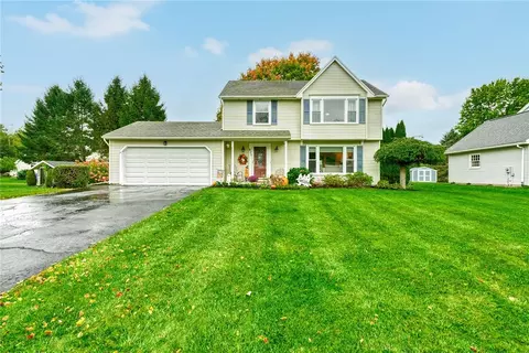 671 Hills Pond Rd, Webster, NY 14580