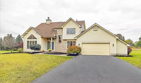 103 Rock Creek St, Pittsford, NY 14534