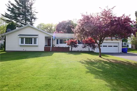 25 Archer Rd, Chili, NY 14624
