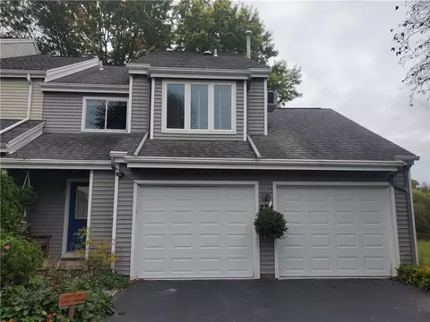 239 Willow Pond, Penfield, NY 14526