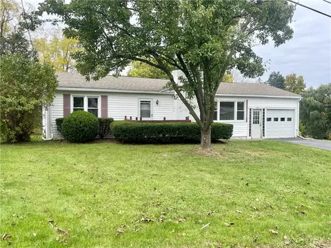 3221 Rambler Rd, Seneca Falls, NY 13148