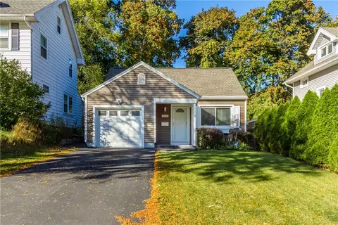 112 Cheltenham Rd, Rochester, NY 14612