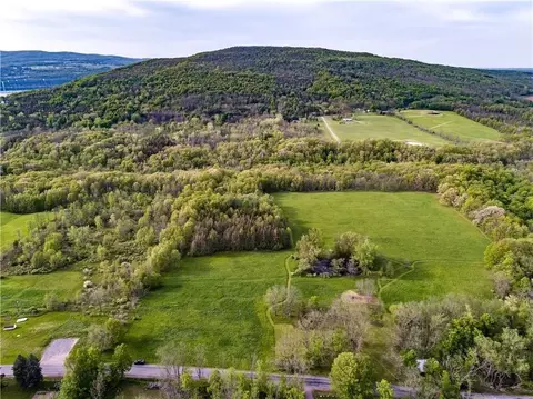 6130 S Vine Valley Rd, Middlesex, NY 14507 | 23 Photos - Movoto