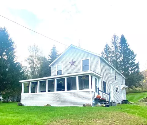 236 Southside Dr, Oneonta, NY 13820