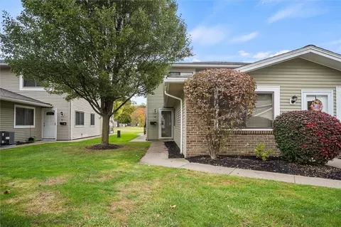 36 De Paul Dr, East Rochester, NY 14445