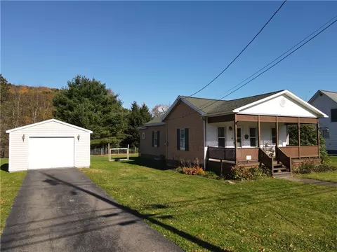 1105 E Honeoye St, Shinglehouse, PA 16748