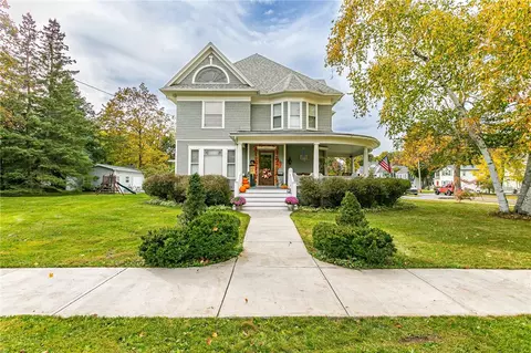 501 East Ave, Arcadia, NY 14513