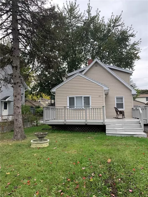 131 Sheraton Dr, Greece, NY 14616