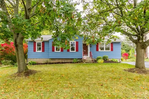 237 Countess Dr, West Henrietta, NY 14586