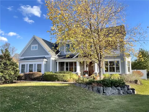 3941 Charing Cross, Canandaigua, NY 14424