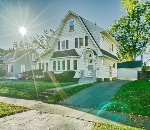 55 Gatewood Ave, Gates, NY 14624