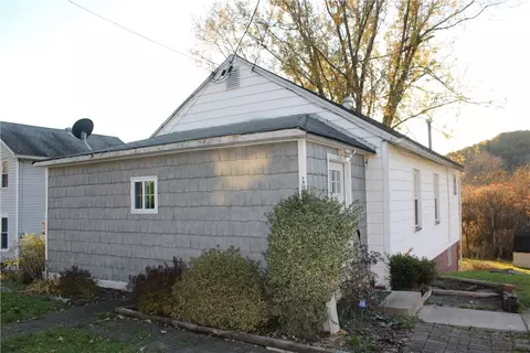 1382 High St, Bradford, PA 16701