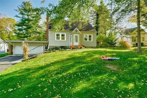 70 Hubbard Dr, Chili, NY 14514