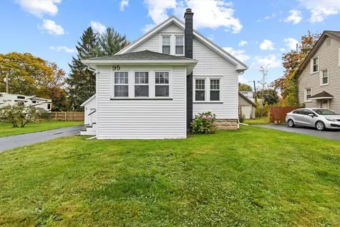 95 Koladyne Ave, Gates, NY 14606