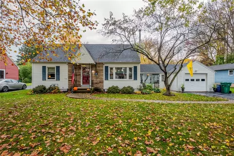 291 Howland Ave, Brighton, NY 14620