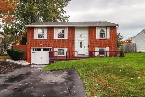 214 Duxbury Rd, Greece, NY 14626