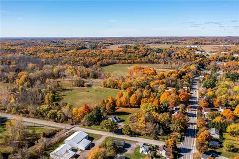 69 State St, Murray, NY 14470