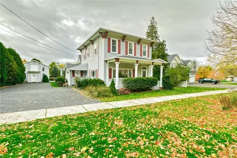 8398 Bay St, Sodus Point, NY 14555