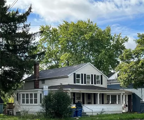 146 Canal St, Lyons, NY 14489