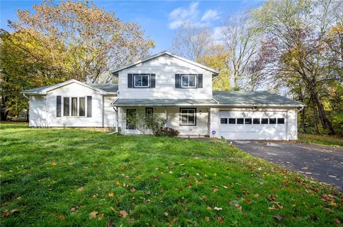 160 Cheswell Way, Brighton, NY 14610