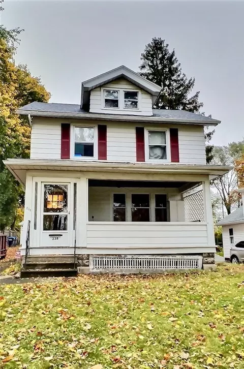 238 Seymour Rd, Irondequoit, NY 14609
