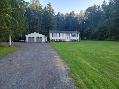 4875 Lasher Rd, North Rose, NY 14516