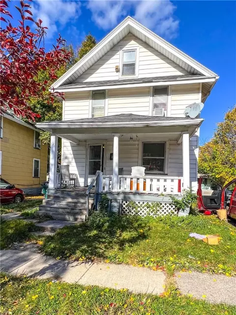 72 Fairbanks St, Rochester, NY 14621