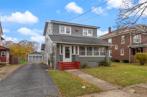 914 N Main St, Arcadia, NY 14513