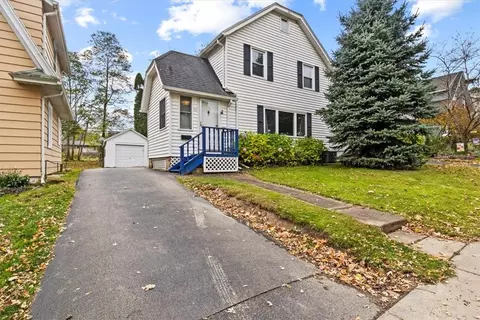 55 Parkview, Irondequoit, NY 14617