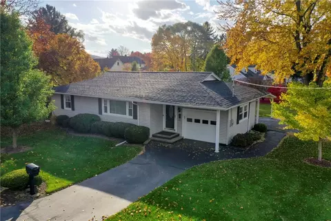 23 Fairview Dr, Bath, NY 14810