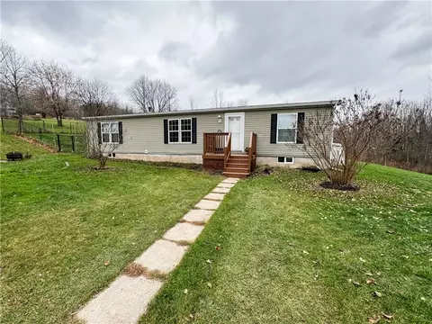 1791 Bush Hill Rd, Conquest, NY 13140