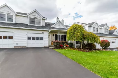 1018 Royal Dr, Victor, NY 14564