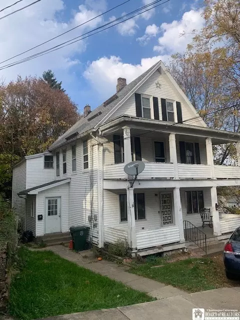 15 Axtel St, Jamestown, NY 14701