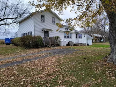 1404 Kashong Switch Rd, Seneca, NY 14456