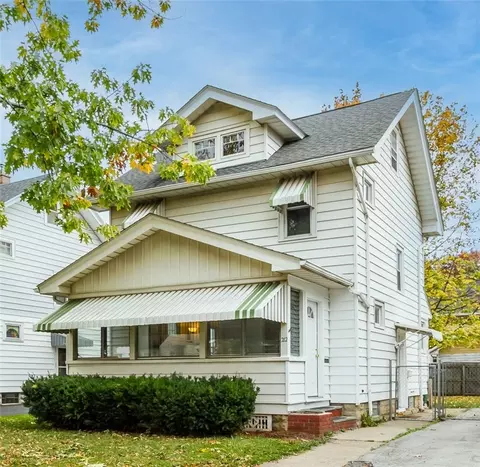 212 Rockview Ter, Rochester, NY 14606