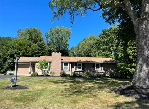 31 Cullens Run, Pittsford, NY 14534