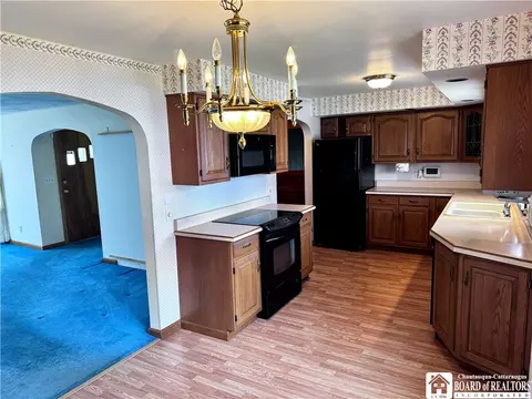 74 E Benton St, Dunkirk, NY 14048 photo 12