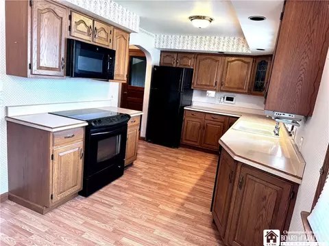 74 E Benton St, Dunkirk, NY 14048 photo 7
