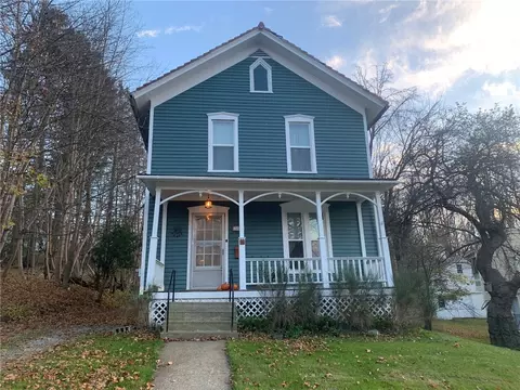 16 Terrace St, Alfred, NY 14802