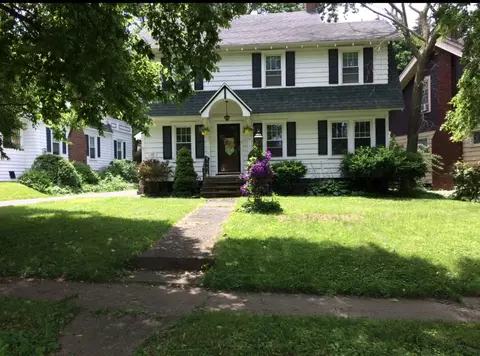 400 Plymouth Dr, Syracuse, NY 13206