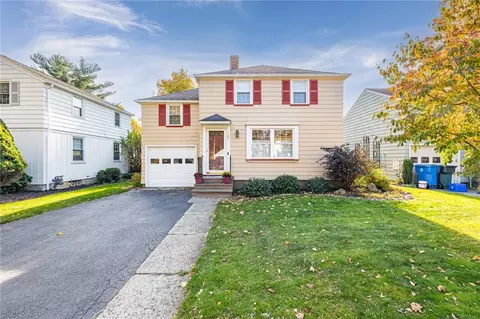 187 Farmington Rd, Rochester, NY 14609