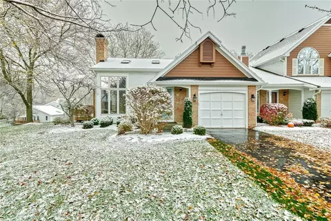 20 Walpole Ct, Perinton, NY 14450