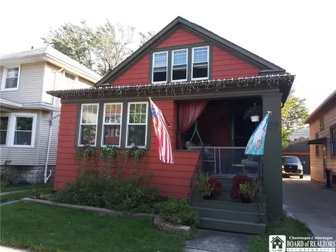 150 Lasalle Ave, Kenmore, NY 14217