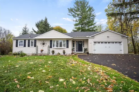 347 Norwood Ave, Gates, NY 14606