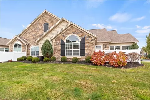 3256 Abbey Rd, Canandaigua, NY 14424