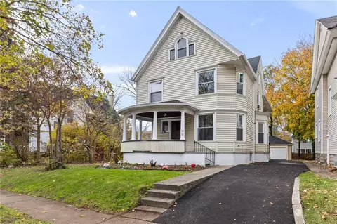 53 Thorndale Ter, Rochester, NY 14611
