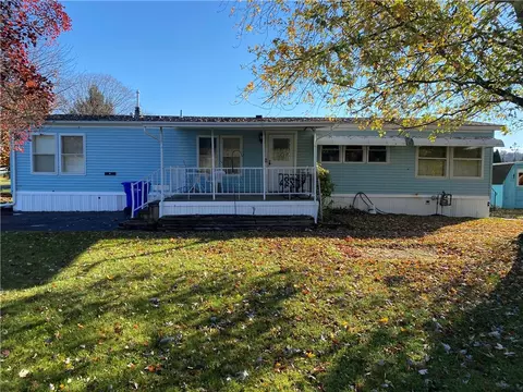 6437 Murphy Dr #1, Victor, NY 14564