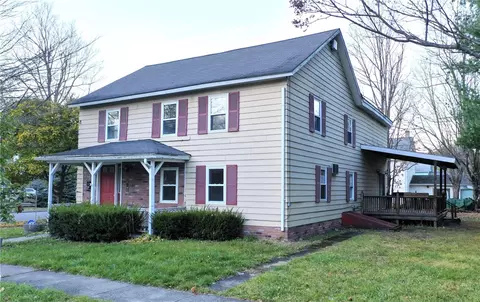 138 W William St, Bath, NY 14810